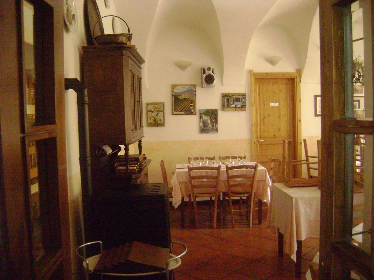 La Finestrella Di Montalto Locanda Badalucco Exterior foto