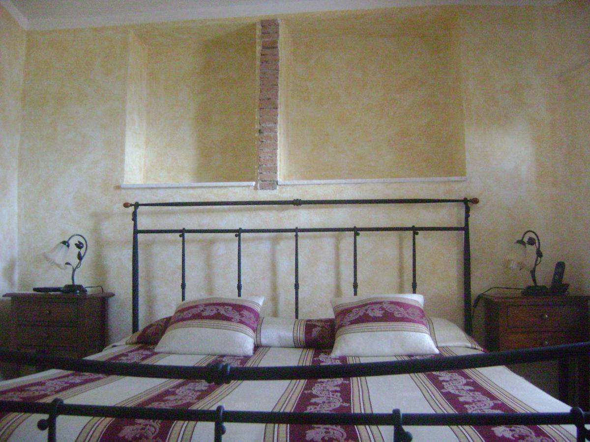 La Finestrella Di Montalto Locanda Badalucco Exterior foto